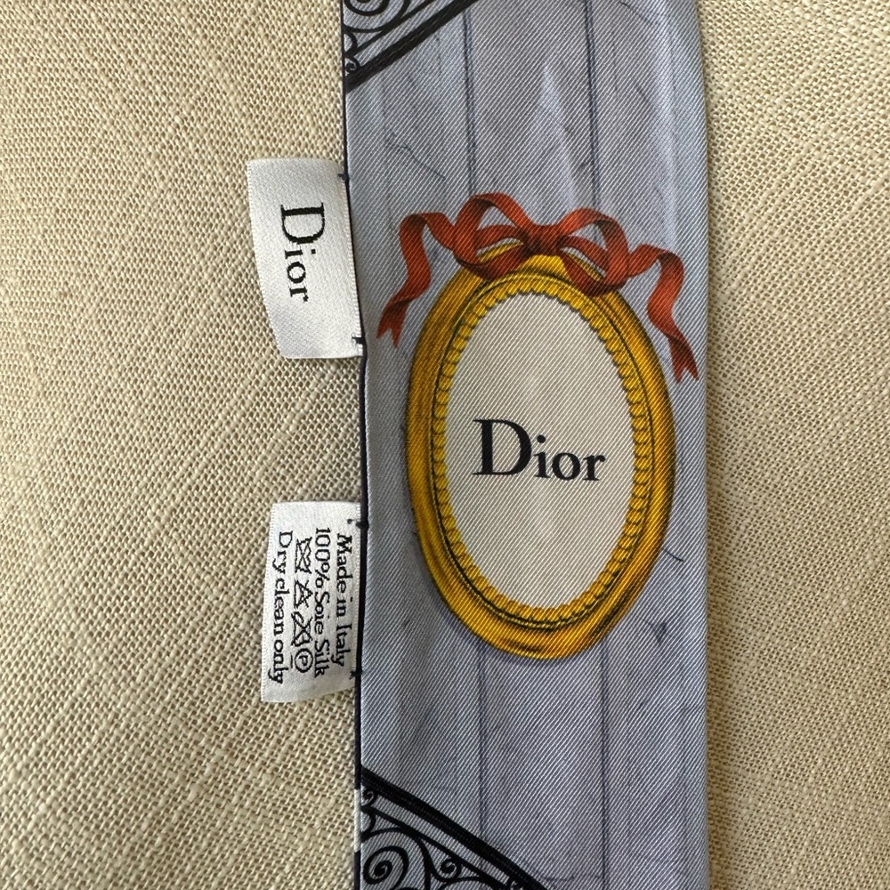 Dior Architectural Print Scarf - Picture 5 of 5